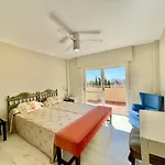 Lirios Puerto Banus - Eaw Homes * Marbellac