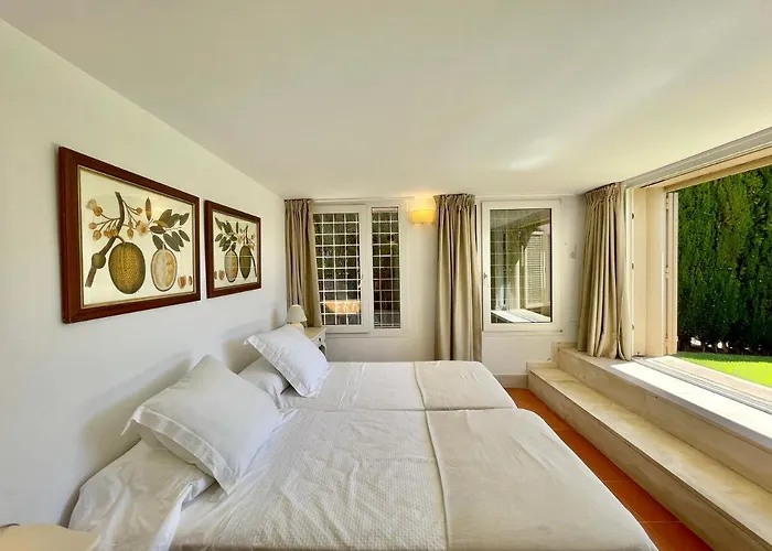 Lirios Puerto Banus - Eaw Homes Марбелья