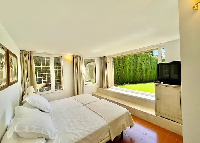 Lirios Puerto Banus - Eaw Homes Villa Marbella