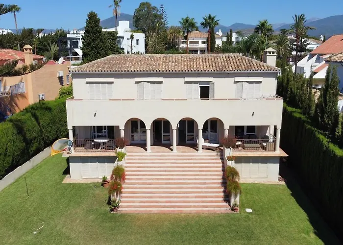 Lirios Puerto Banus - Eaw Homes * マルベーリャ